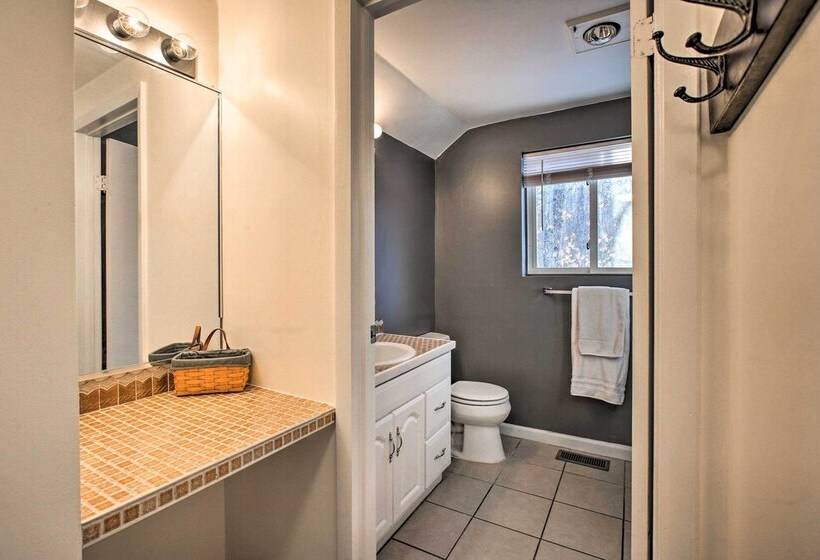 Lakes Of The North Home On Snowmobile & Atv Trail!