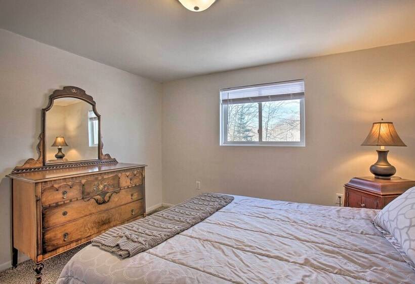 Lakes Of The North Home On Snowmobile & Atv Trail!