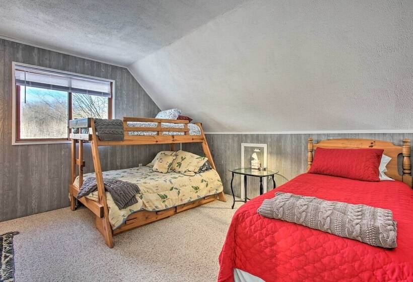 Lakes Of The North Home On Snowmobile & Atv Trail!