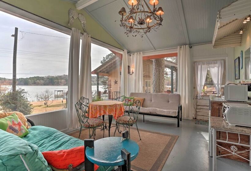 Lakeside Pleasure Island Cabin W/ Deck & Gas Grill