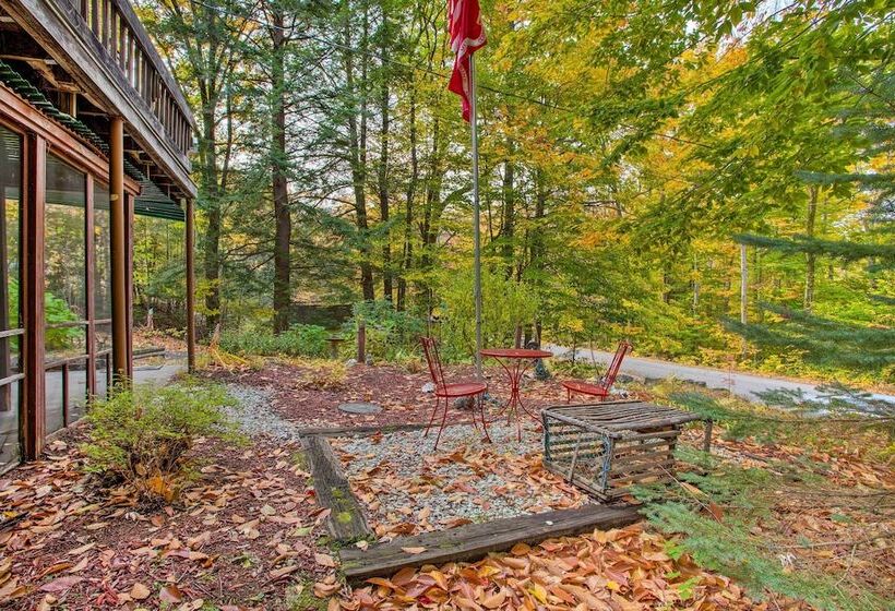 Pet Friendly Gilford Home: 3 Mi To Gunstock & Lake