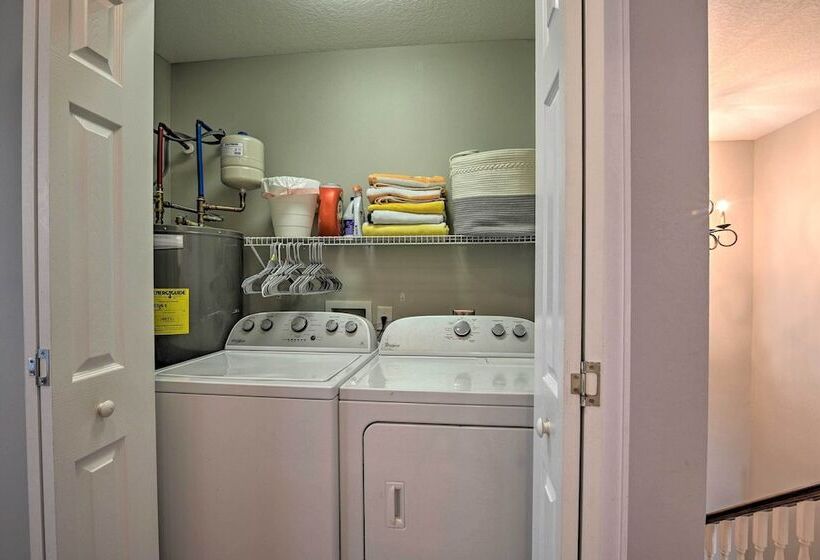 Large Home W/ Hot Tub & Pool: 500 Ft To The Beach