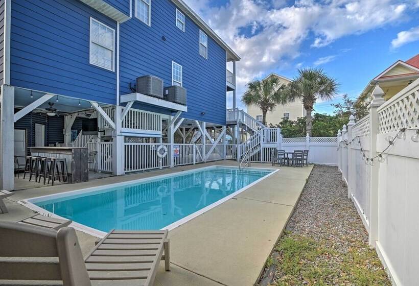 Large Home W/ Hot Tub & Pool: 500 Ft To The Beach