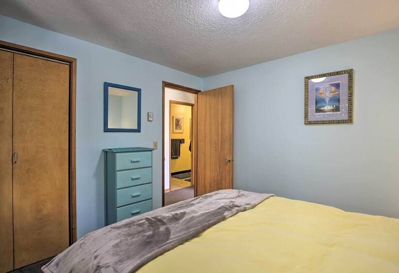 Oregon Coast Escape: Steps To Beach