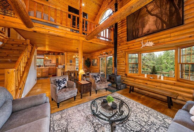 Log Cabin W/ Private Hot Tub On Wenatchee River!