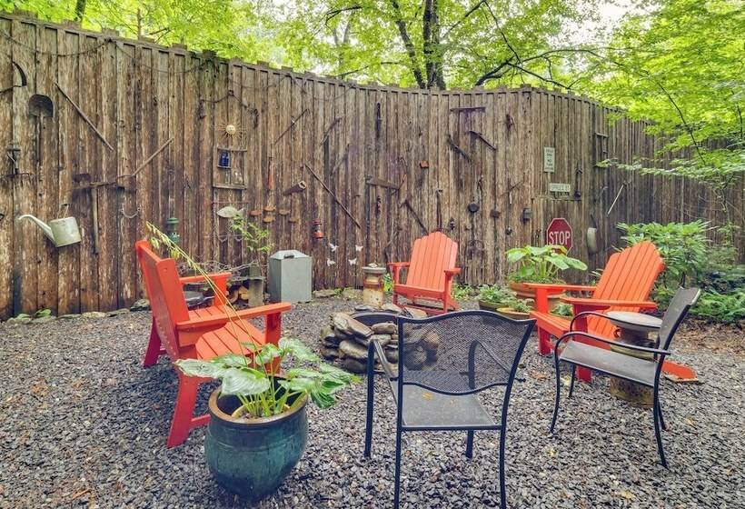 Lotsa Moose Lodge  Pisgah Forest Waterfall Cabin!