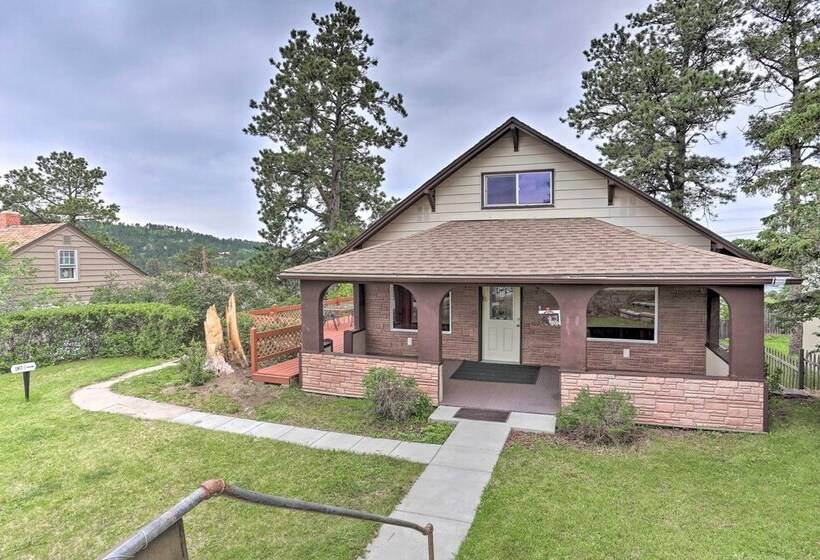 Lovely Black Hills Area Home: Covered Porch & Deck