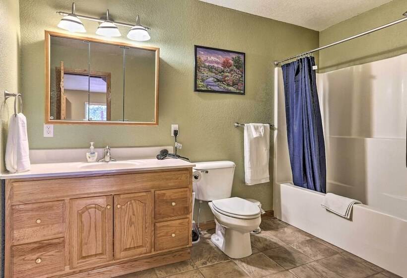 Lovely Black Hills Area Home: Covered Porch & Deck