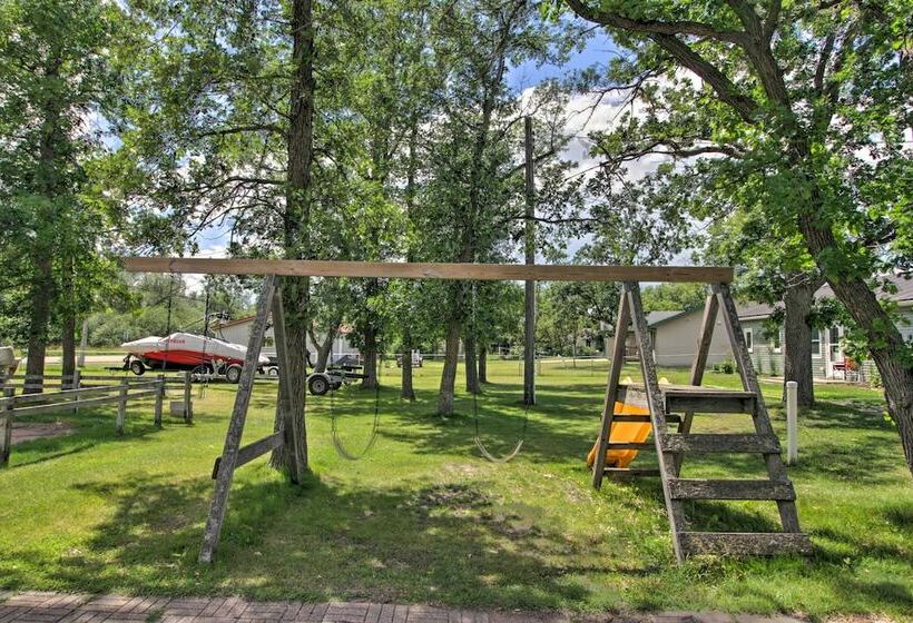 Lovely Lakefront Hideaway   Bring Your Boat!