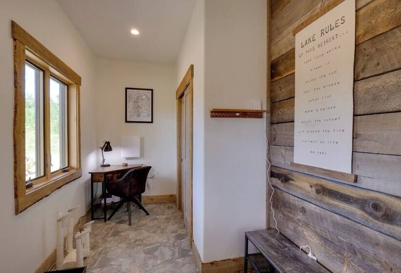 Luxe Grand Lake Cabin W/ Hot Tub & Lake Views!