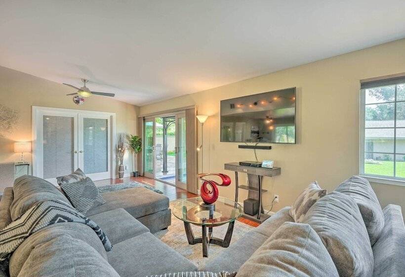 Luxe Granite Bay Home W/ Hot Tub, Fire Pits!