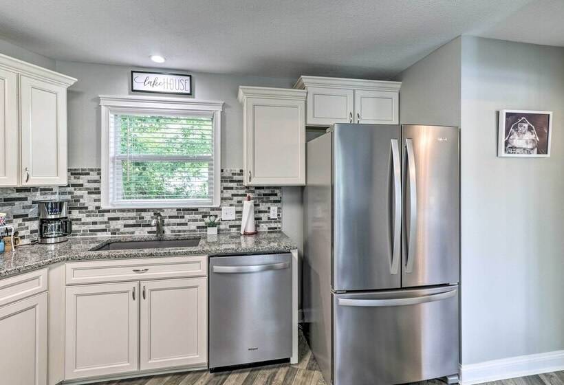 Ivy Cove Waterfront Hot Springs Home W/ Dock!