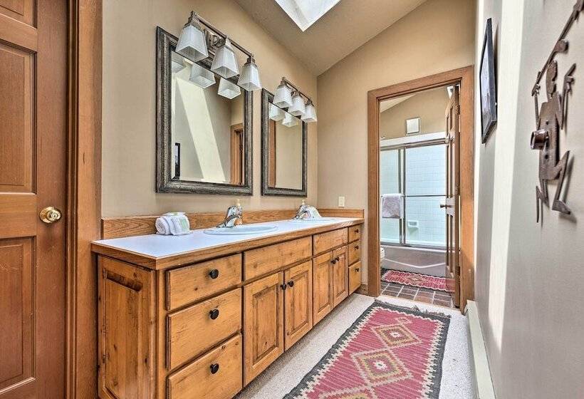 Luxe Sun Valley Retreat W/ Hot Tub, 3 Mi To Resort