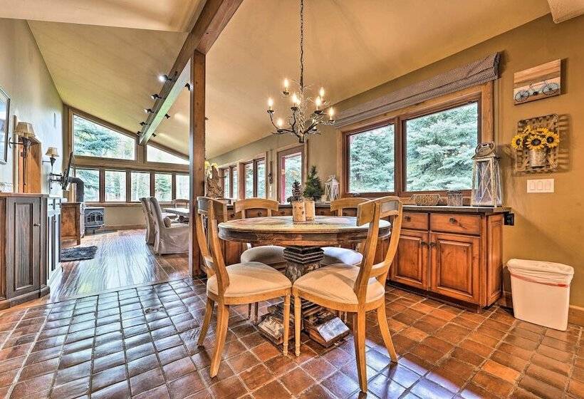 Luxe Sun Valley Retreat W/ Hot Tub, 3 Mi To Resort
