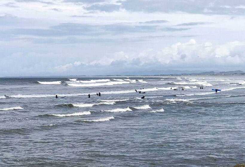 Luxury Home On Golf Course: Walk To The Beach!