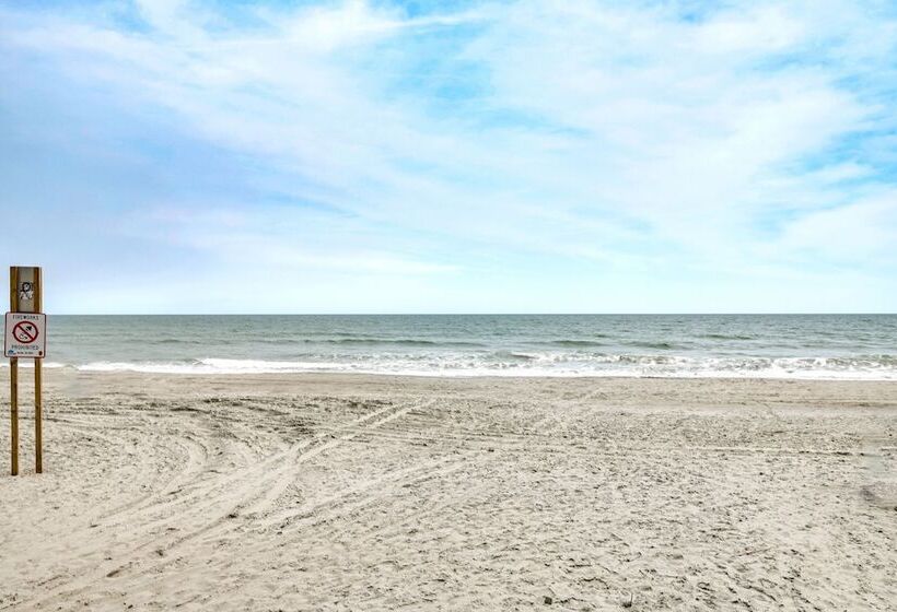 Luxury Home W/ Ocean View, Private Pool, & Hot Tub