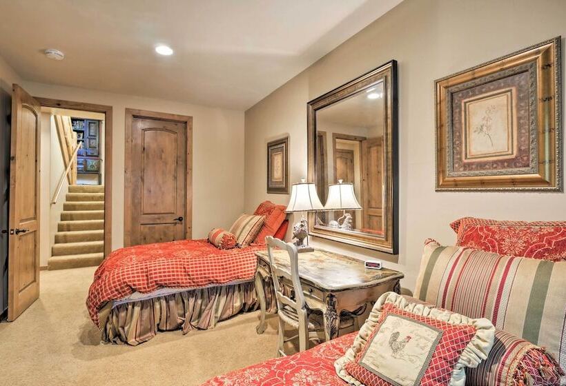 Luxury Lodge On Blue River & Breck Shuttle Route!