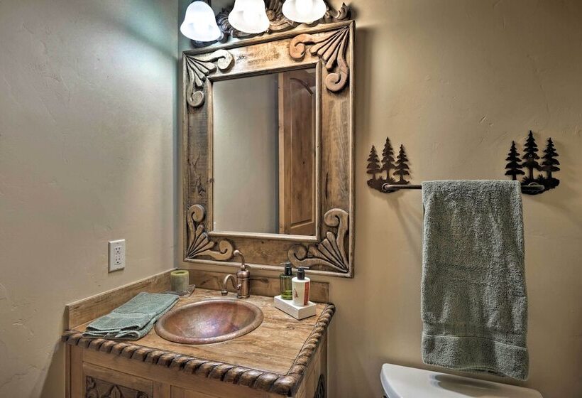 Luxury Lodge On Blue River & Breck Shuttle Route!