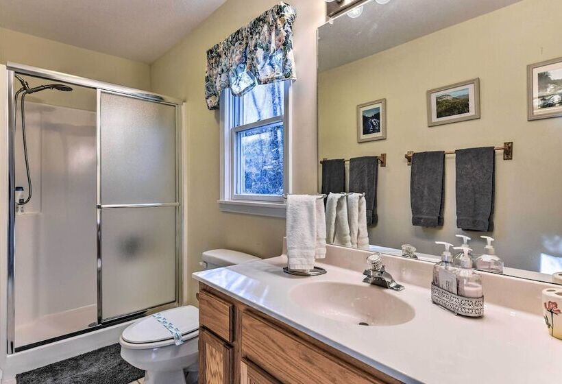 Maggie Valley Home W/ Mountain Views + Decks!