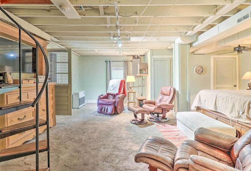 Maggie Valley Retreat With Hot Tub + Fire Pit!