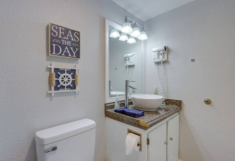 Fire Pit & Pool Access: Margaritaville Home!