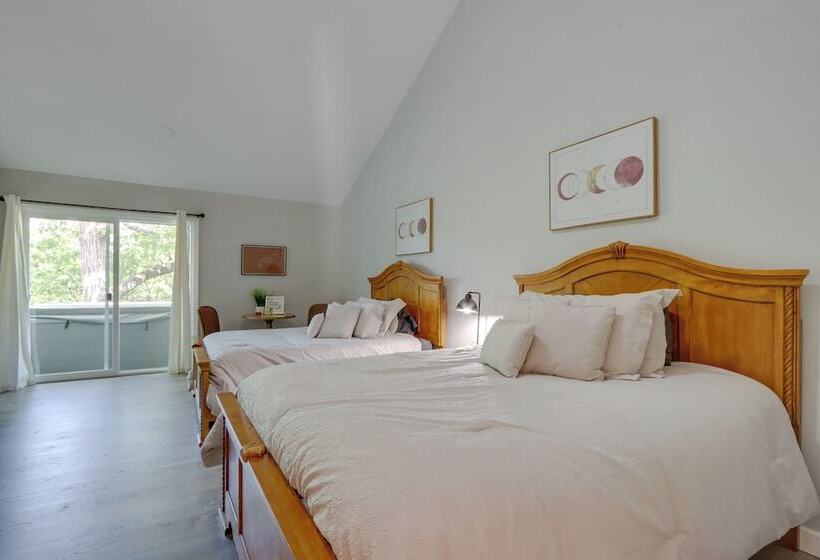 Fire Pit & Pool Access: Margaritaville Home!