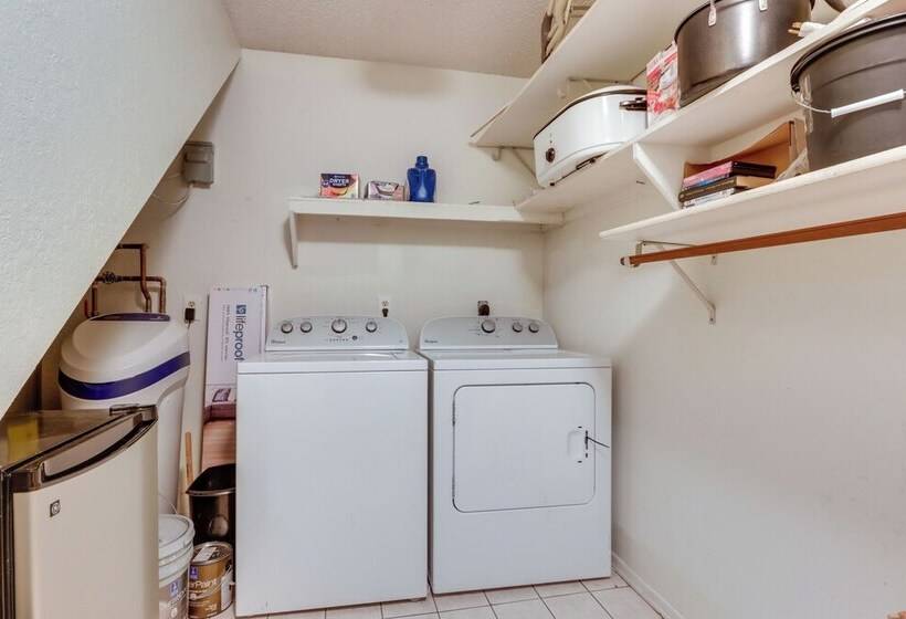 Hot Tub + Fire Pit: Margaritaville Resort Home!