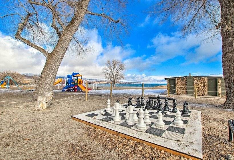 Massive Cabin W/ Game Room, 1 Mi To Bear Lake