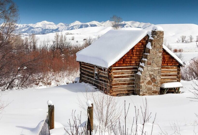 Mcniven S Rest  Guest House W/ Mtn Views!