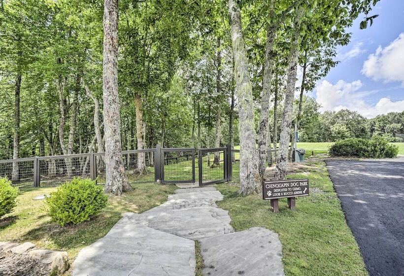 Modern Cabin W/ Deck, Grill & Chinquapin Amenities