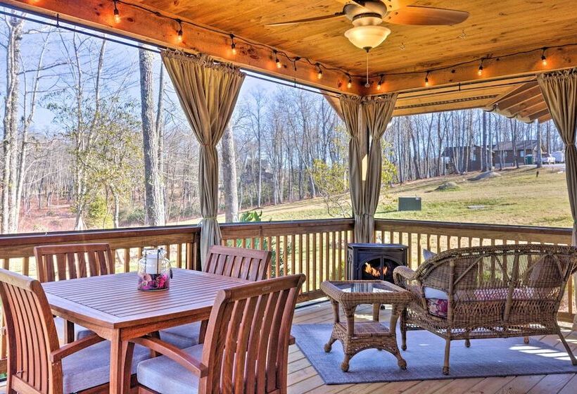 Modern Cabin W/ Deck, Grill & Chinquapin Amenities