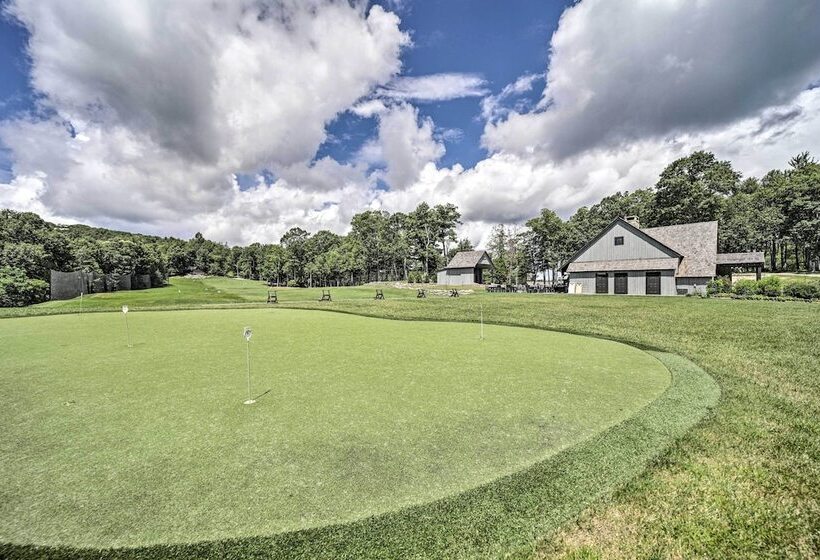 Modern Cabin W/ Deck, Grill & Chinquapin Amenities