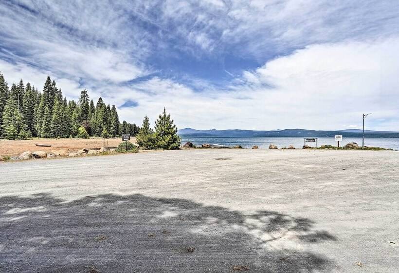 Chester Cabin W/ Deck   Walk To Lake + Golfing!