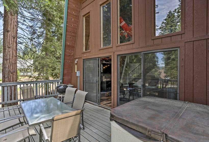 Chester Cabin W/ Deck   Walk To Lake + Golfing!