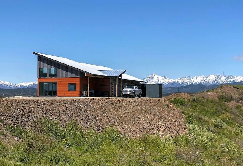 Modern Mountaintop Durango Ridge Retreat   Hot Tub