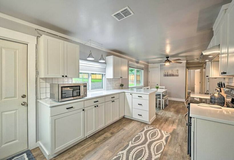 Modern Redmond Home With 2 Fireplaces & Yard!