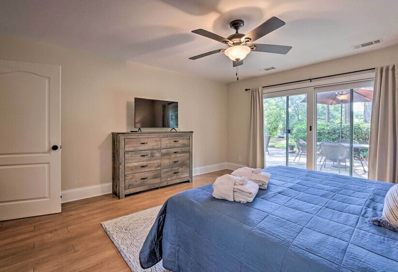 Charming Lakefront Retreat In Palmetto Dunes!