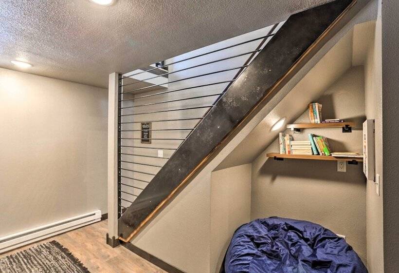 Modern Lead Cabin W/ Private Hot Tub & Fireplace!