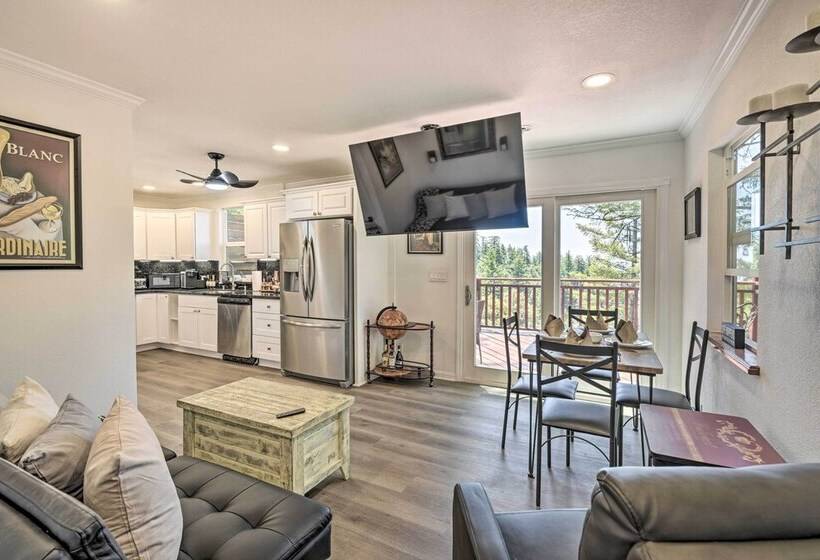 Mountain Homestead: Swim, Hike, & Camp On Site!