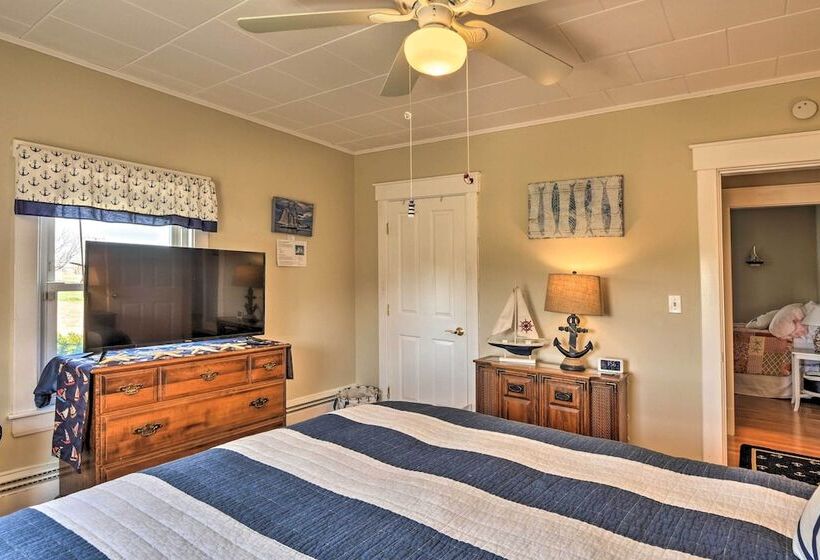 Nautical Lubec Cottage W/ Fire Pit & Grill!