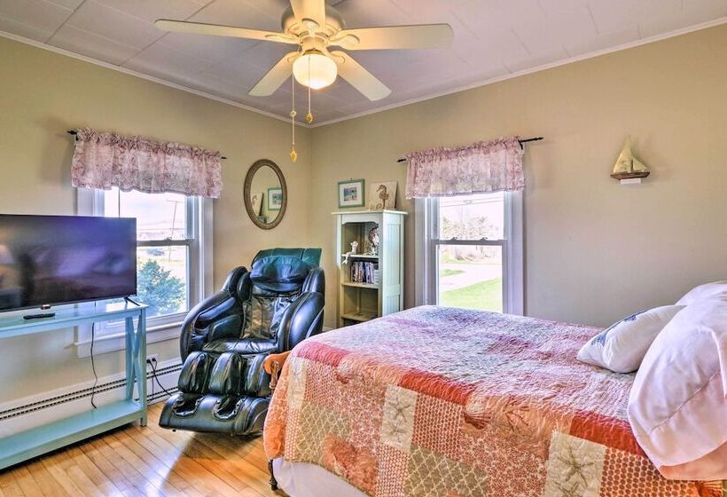 Nautical Lubec Cottage W/ Fire Pit & Grill!