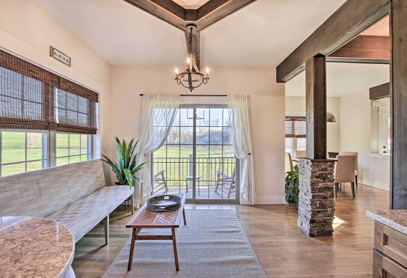 New Paltz Home W/ Fire Pit + Gas Fireplace!