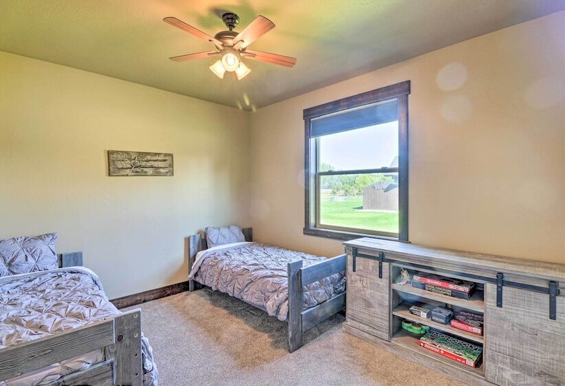 Newly Built Kalispell Home   28 Mi. To Glacier Np!