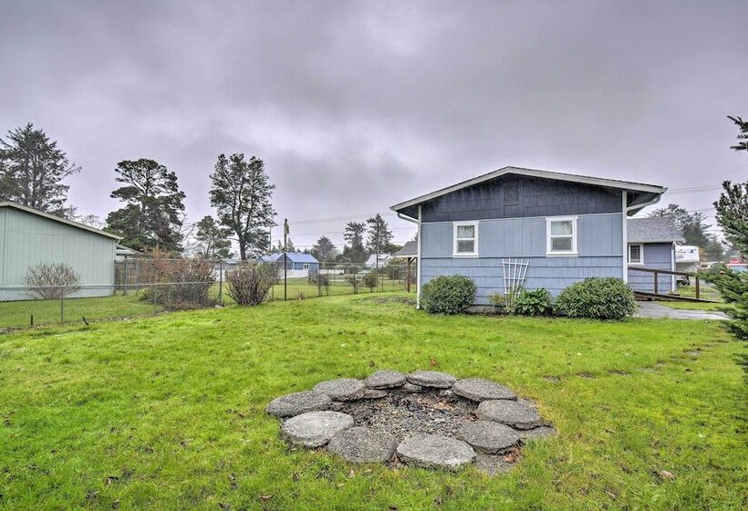Ocean Themed Westport Home: Bike To Ocean!