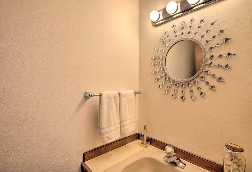 Oceanfront Ferndale Oasis W/ Fire Pit, Grill!