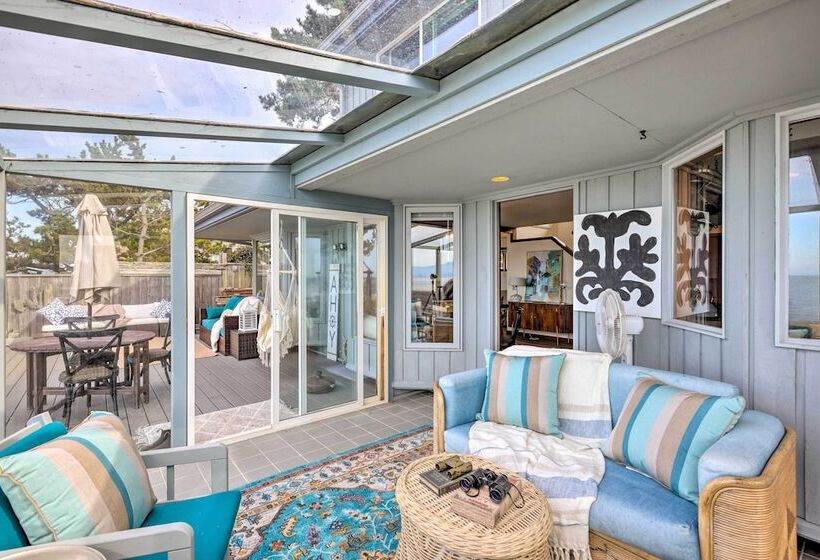 Oceanfront Ferndale Oasis W/ Fire Pit, Grill!