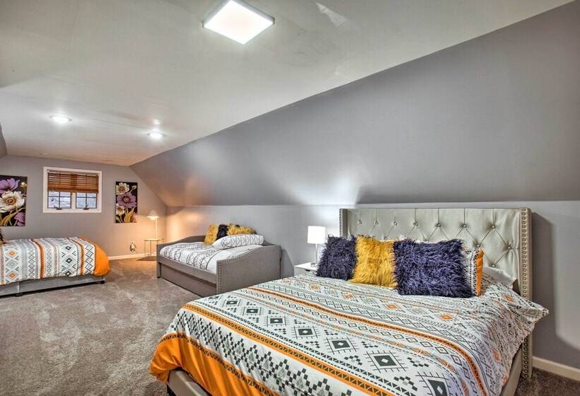 Lake Access, Hot Tub & 2 Decks: Ortonville Retreat