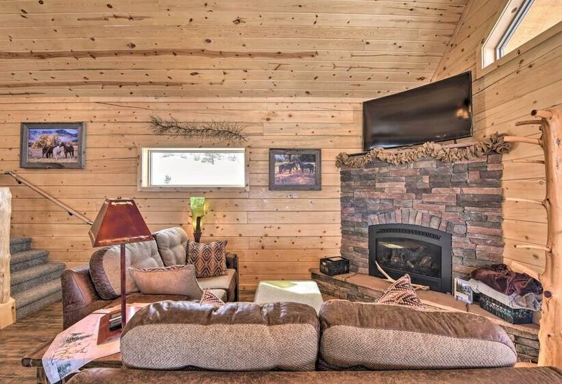 Rio Grande National Forest Cabin: Views & Hot Tub