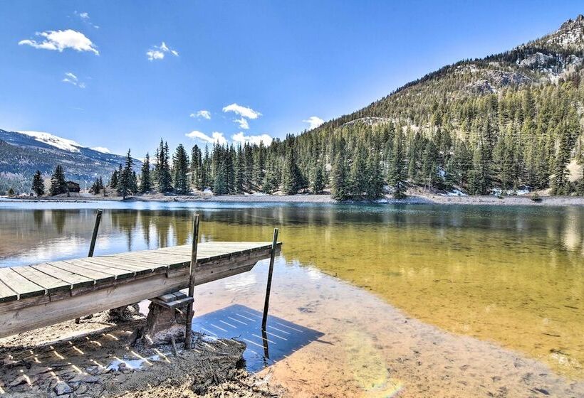 Peaceful Lake San Cristobal Cabin: Canoes Provided