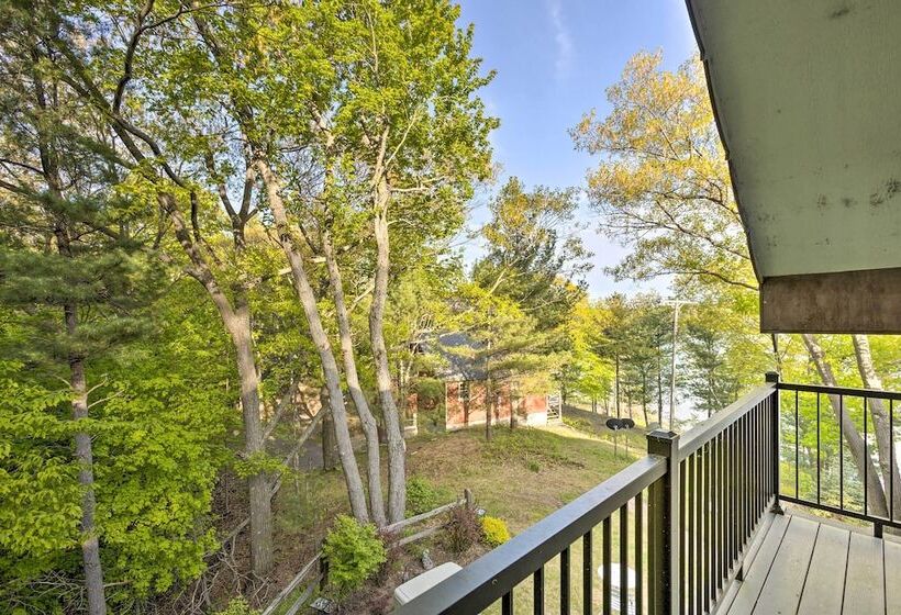 Lake Cabin In Honor W/ Hot Tub, Dock & Sauna!